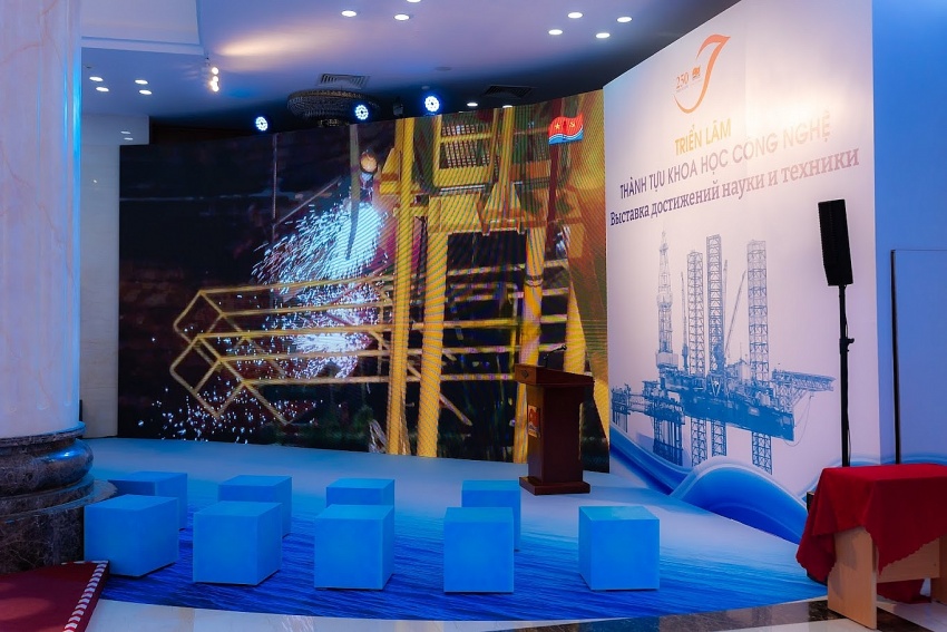 Vietsovpetro tổ chức triển lãm “Thành tựu khoa học công nghệ”