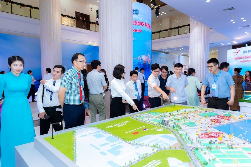 Vietsovpetro tổ chức triển lãm “Thành tựu khoa học công nghệ”