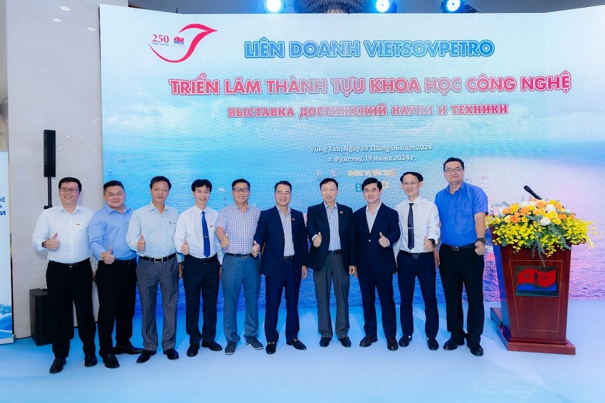 Vietsovpetro tổ chức triển lãm “Thành tựu khoa học công nghệ”