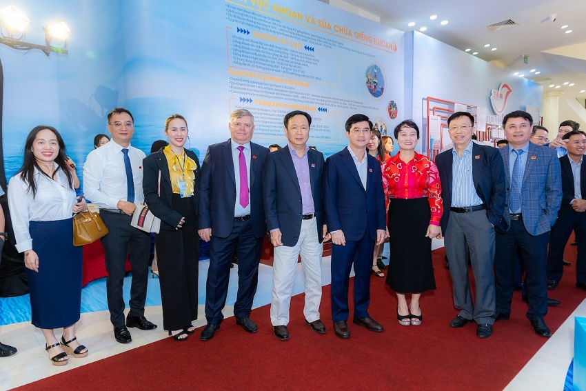 Vietsovpetro tổ chức triển lãm “Thành tựu khoa học công nghệ”