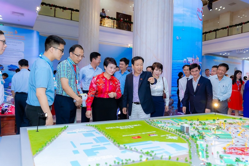 Vietsovpetro tổ chức triển lãm “Thành tựu khoa học công nghệ”