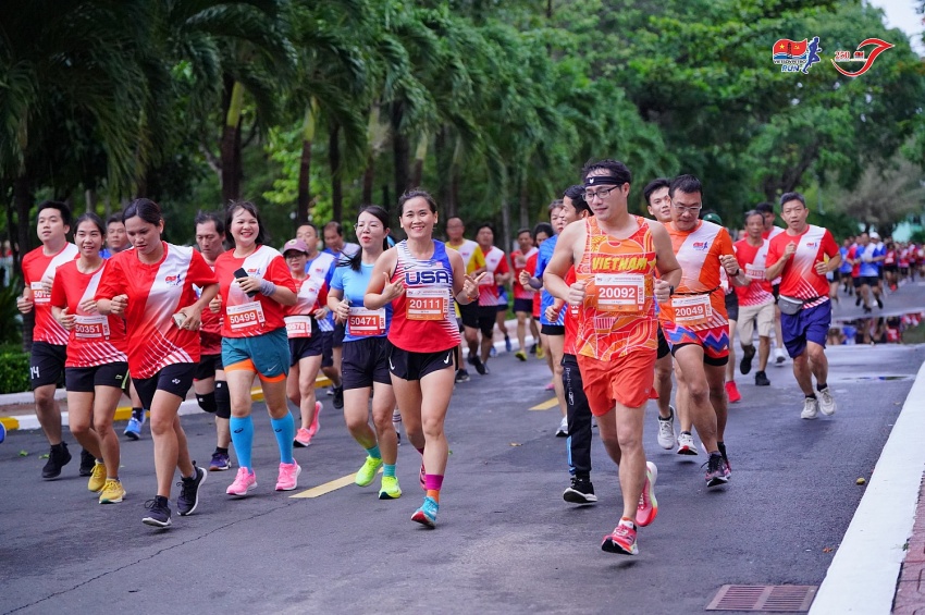 Hàng nghìn runners tham gia giải chạy Vietsovpetro Run 2024