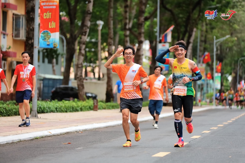 Hàng nghìn runners tham gia giải chạy Vietsovpetro Run 2024