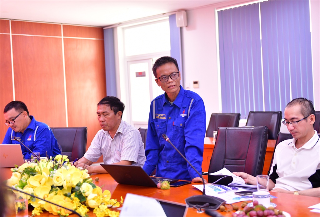 Phát huy tinh thần “Một đội ngũ, một mục tiêu” tại Chi bộ Tinh luyện dầu cặn NMLD Dung Quất