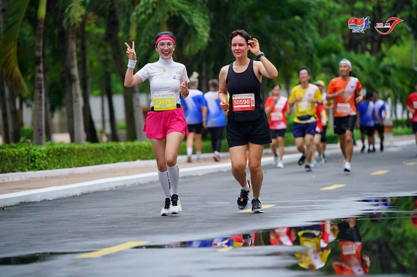 Hàng nghìn runners tham gia giải chạy Vietsovpetro Run 2024