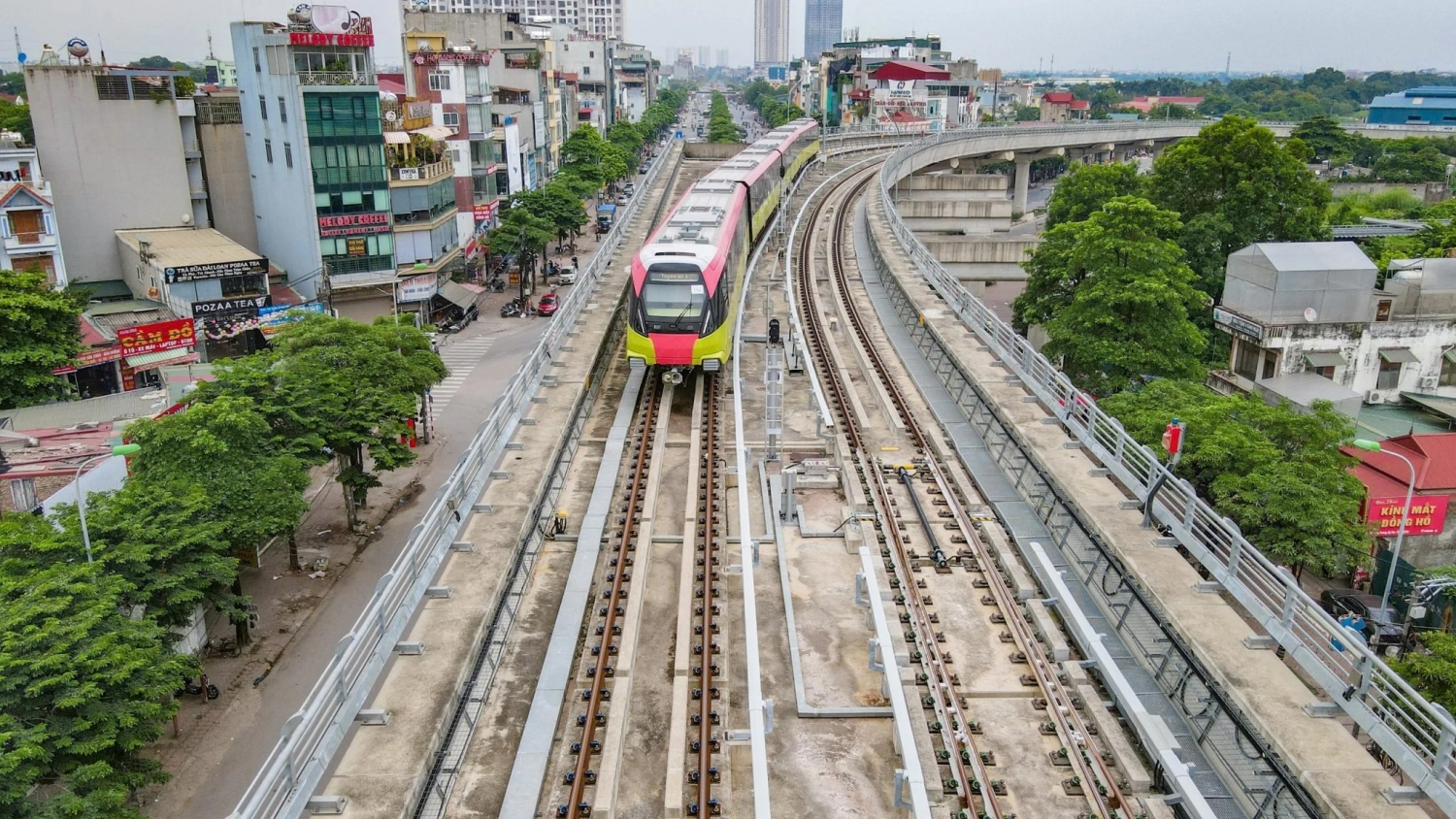 Tin Xây dựng - bất động sản ngày 2/7: Hà Nội dự kiến chi hơn 55 tỷ USD làm gần 600km đường sắt đô thị Tin Xây dựng - bất động sản ngày 2/7: Hà Nội dự kiến chi hơn 55 tỷ USD làm gần 600km đường sắt đô thị