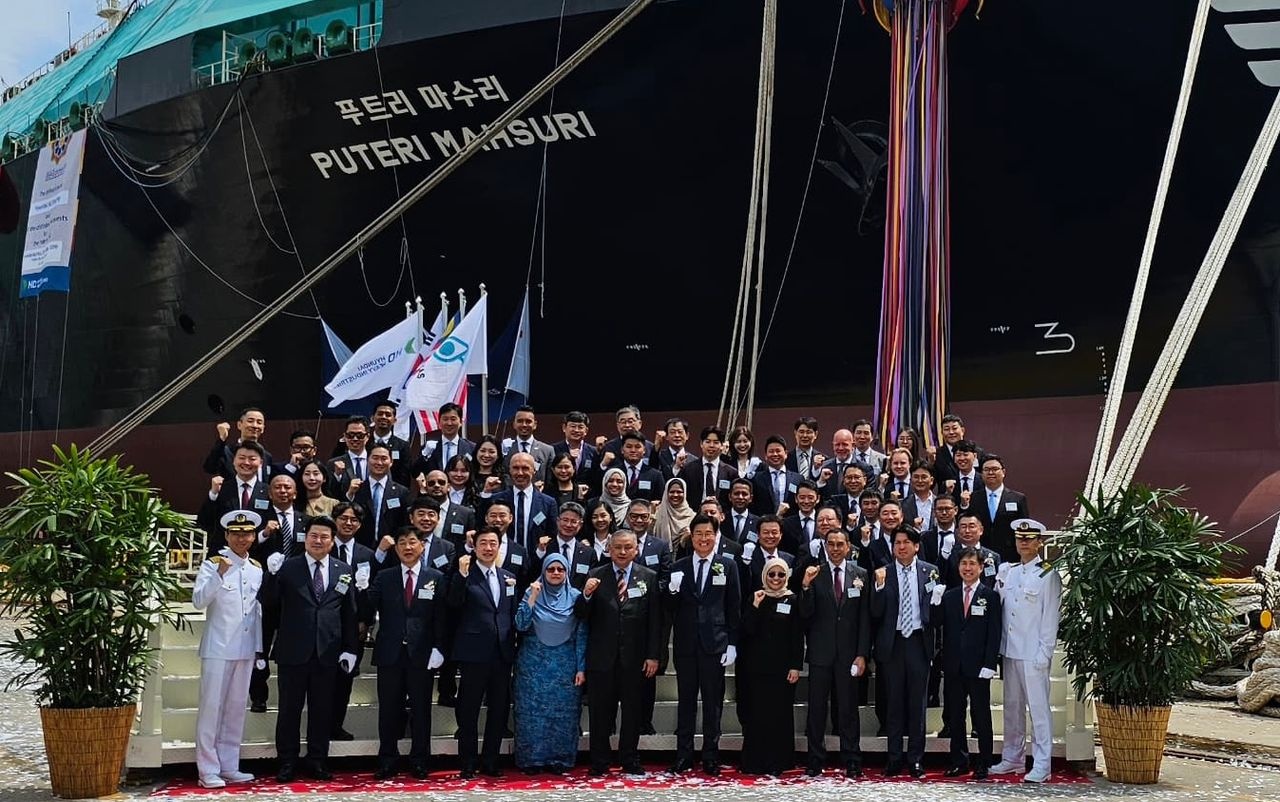 Petronas LNG: Điểm nhấn mới Petronas LNG: Điểm nhấn mới