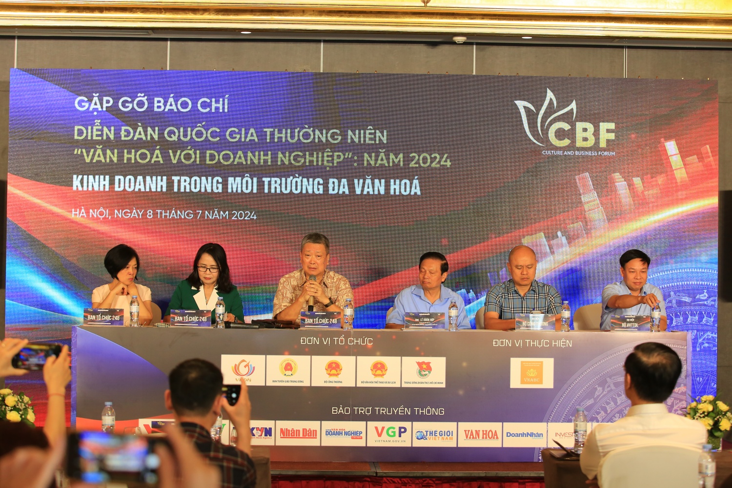 Doanh nghiệp hoạt động tại nước ngoài cũng có thể nhận chuẩn văn hoá kinh doanh Việt Nam