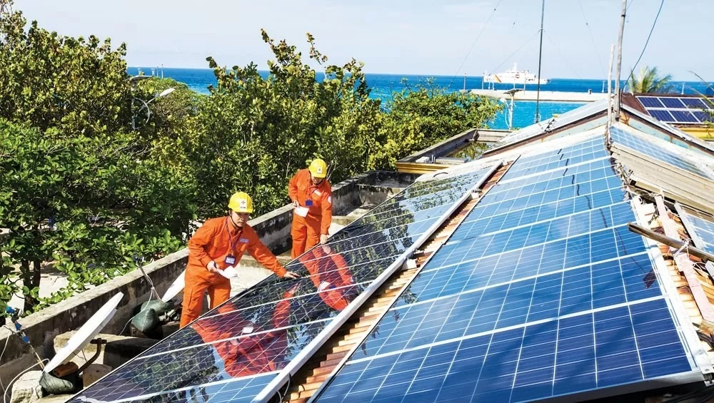 Bộ Công Thương bám sát chỉ đạo của Chính phủ về xây dựng dự thảo mua bán điện mặt trời mái nhà Bộ Công Thương bám sát chỉ đạo của Chính phủ về xây dựng dự thảo mua bán điện mặt trời mái nhà