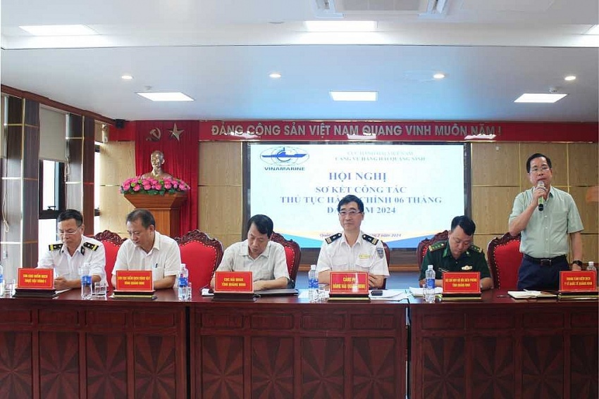 Để phát huy lợi thế dịch vụ cảng biển Để phát huy lợi thế dịch vụ cảng biển