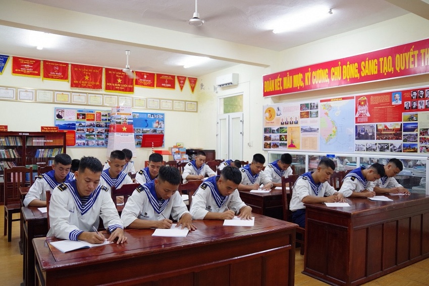Lữ đoàn 172 tổ chức Hội nghị học tập nhiệm vụ các cấp 6 tháng cuối năm 2024
