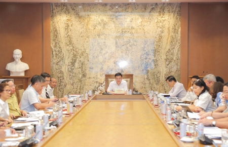 Đảng bộ Cơ quan Tập đoàn quán triệt sâu sắc tinh thần "Một đội ngũ - Một mục tiêu"