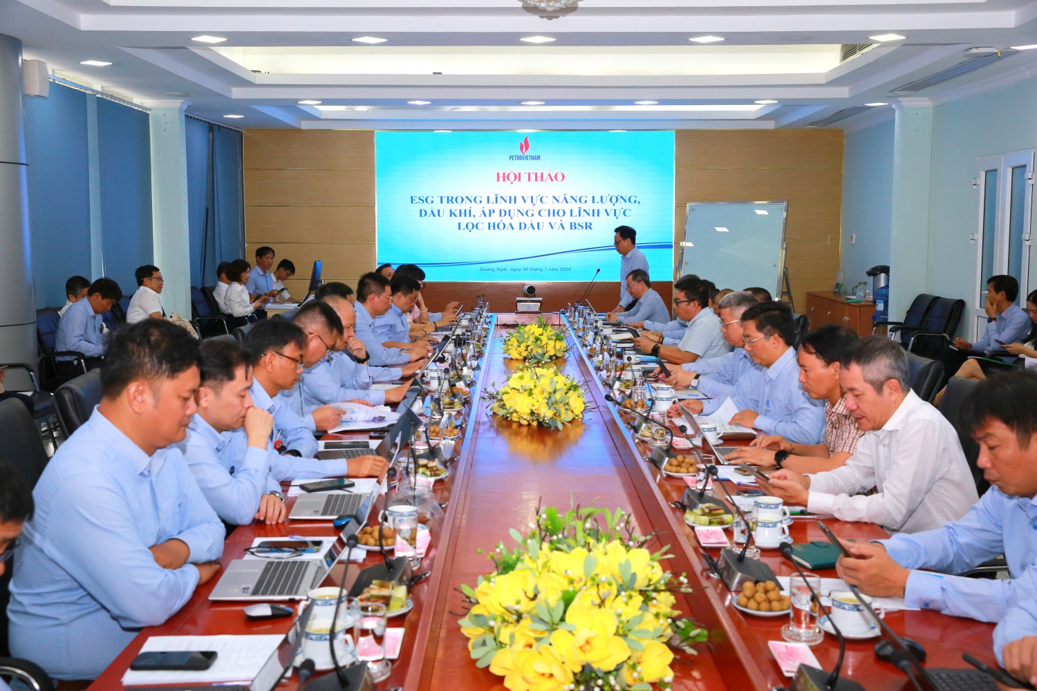 Toàn cảnh hội thảo do Petrovietnam tổ chức tại BSR. Toàn cảnh hội thảo do Petrovietnam tổ chức tại BSR.