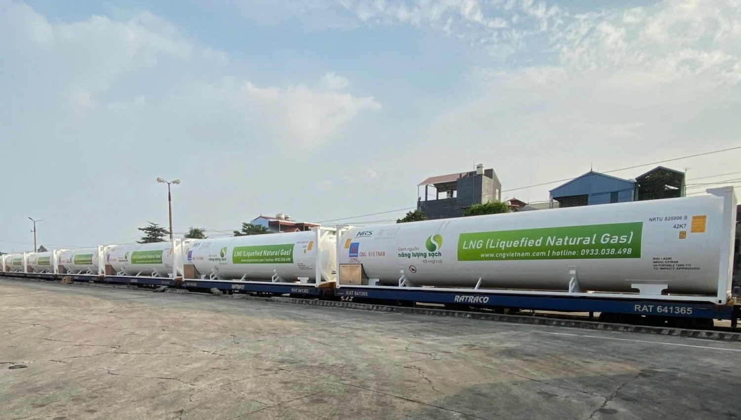 Các ISO Tank thực hiện sứ mệnh đầu tiên của PV GAS: kết nối LNG toàn quốc bằng đường sắt Các ISO Tank thực hiện sứ mệnh đầu tiên của PV GAS: kết nối LNG toàn quốc bằng đường sắt
