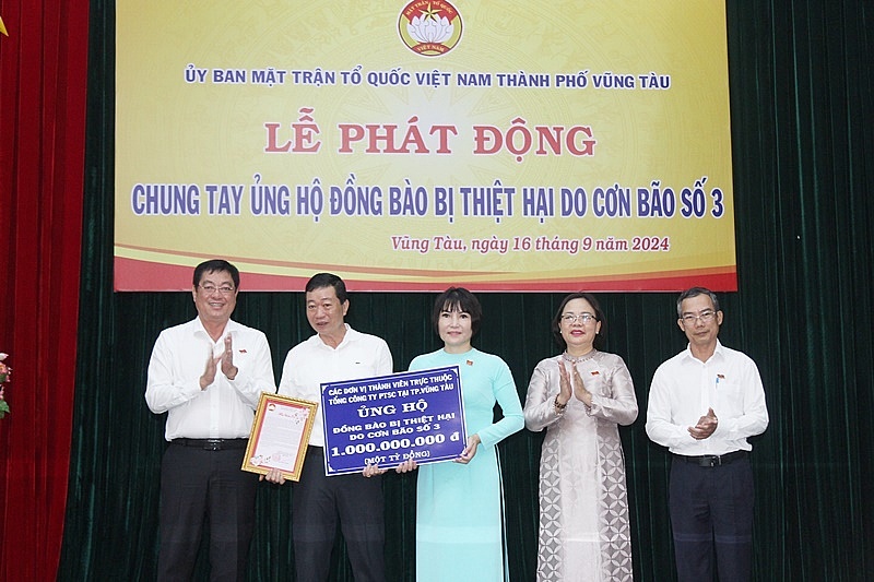 Thành phố Vũng Tàu phát động ủng hộ đồng bào miền Bắc bị ảnh hưởng bão số 3 Thành phố Vũng Tàu phát động ủng hộ đồng bào miền Bắc bị ảnh hưởng bởi bão số 3