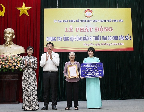Thành phố Vũng Tàu phát động ủng hộ đồng bào miền Bắc bị ảnh hưởng bão số 3 Thành phố Vũng Tàu phát động ủng hộ đồng bào miền Bắc bị ảnh hưởng bởi bão số 3