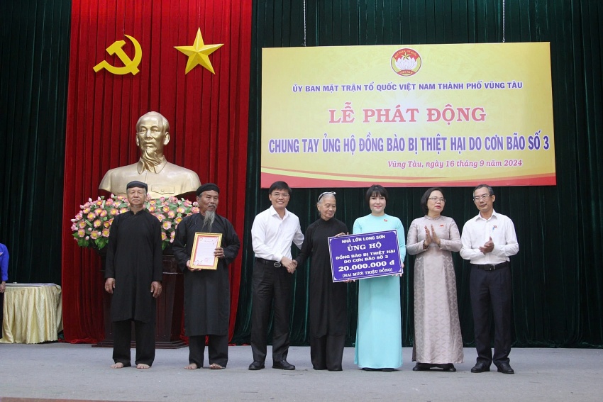 Thành phố Vũng Tàu phát động ủng hộ đồng bào miền Bắc bị ảnh hưởng bão số 3 Thành phố Vũng Tàu phát động ủng hộ đồng bào miền Bắc bị ảnh hưởng bởi bão số 3