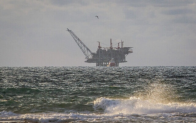 Chevron dừng dự án xây đường ống khí đốt ở Israel do căng thẳng leo thang