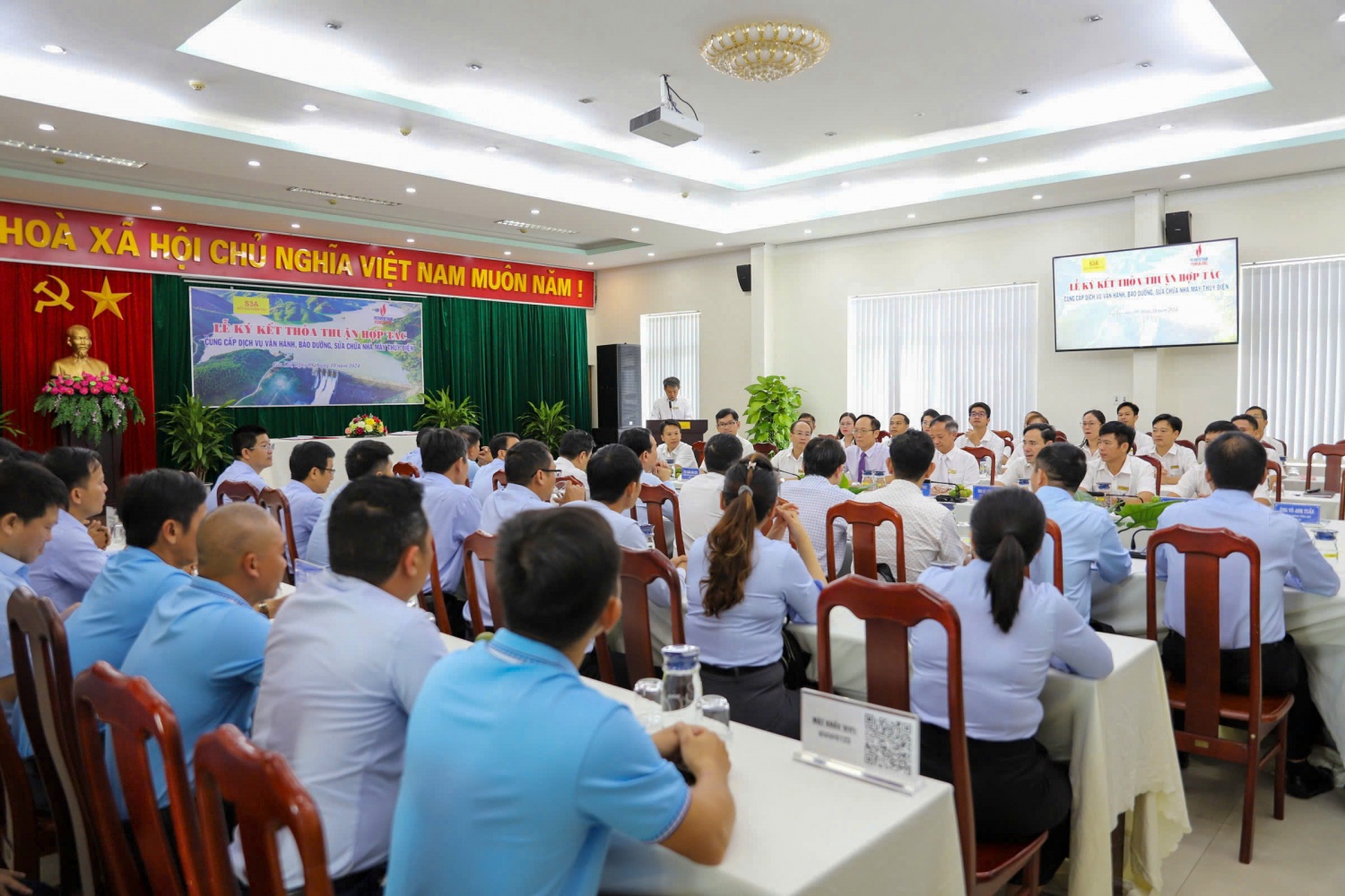 NMTĐ Đakđrinh và NMTĐ Sê San 3A ký kết hợp tác về cung cấp dịch vụ vận hành, bảo dưỡng, sửa chữa