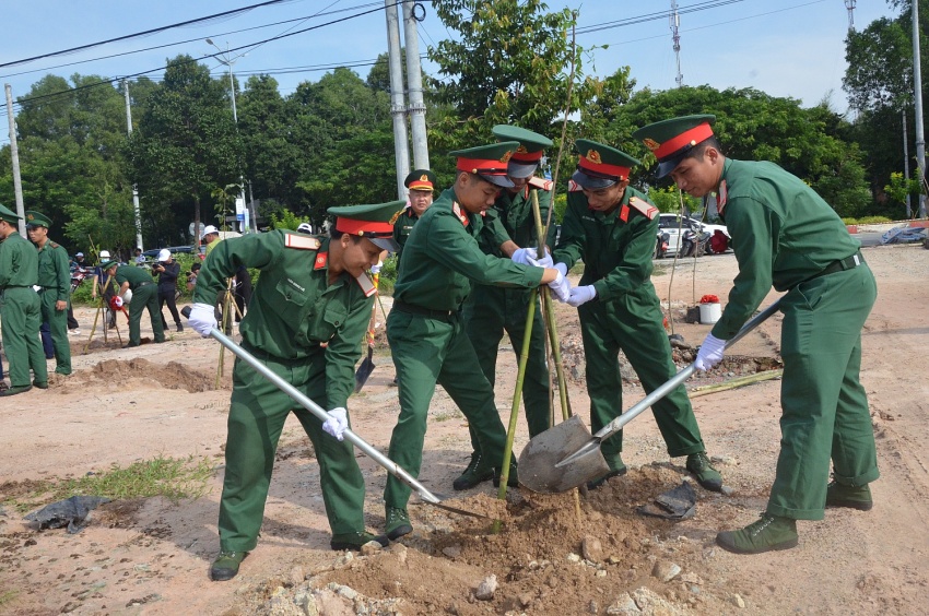 Lễ ra quân thực hiện “Tết trồng cây 2024” tại xã đảo Long Sơn Bà Rịa-Vũng Tàu: Lễ ra quân thực hiện “Tết trồng cây 2024” tại xã đảo Long Sơn