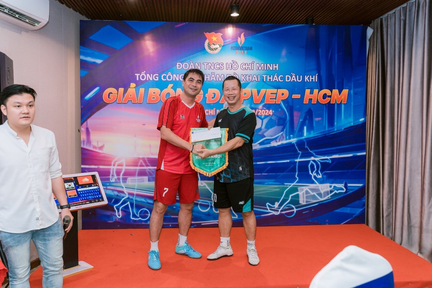 Đoàn Thanh niên PVEP tổ chức thành công Giải bóng đá PVEP-HCM 2024