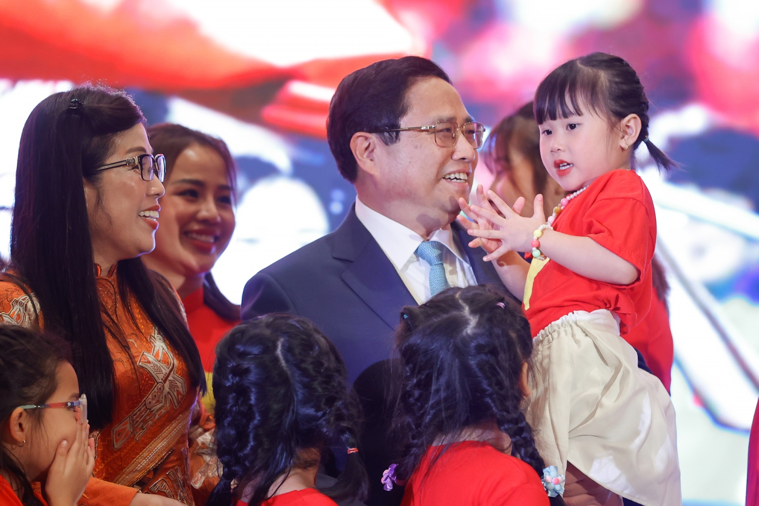 Đột phá mở đường, huy động những nguồn lực mới trong kỷ nguyên vươn mình của dân tộc Đột phá mở đường, huy động những nguồn lực mới trong kỷ nguyên vươn mình của dân tộc
