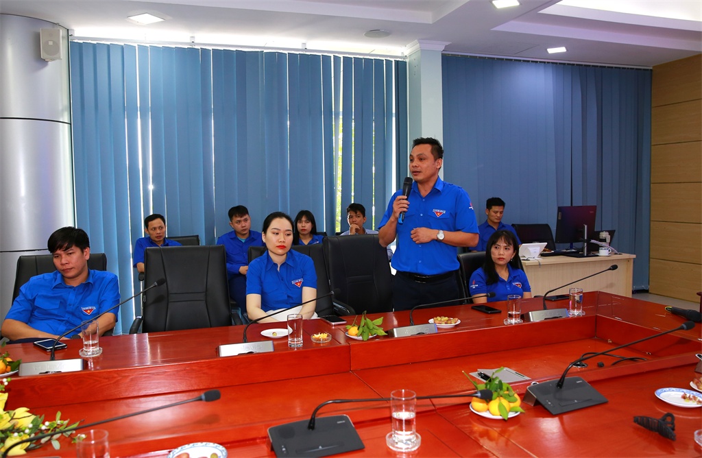 Đoàn Thanh niên BSR tổ chức Hội nghị sinh hoạt chuyên đề “Một đội ngũ – Một mục tiêu” Đoàn Thanh niên BSR tổ chức Hội nghị sinh hoạt chuyên đề “Một đội ngũ – Một mục tiêu”