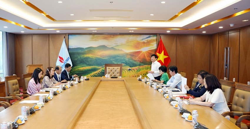 Petrovietnam thực hiện tốt Quy chế dân chủ cơ sở, tạo mối quan hệ lao động hài hòa, ổn định Petrovietnam thực hiện tốt Quy chế dân chủ cơ sở, tạo mối quan hệ lao động hài hòa, ổn định