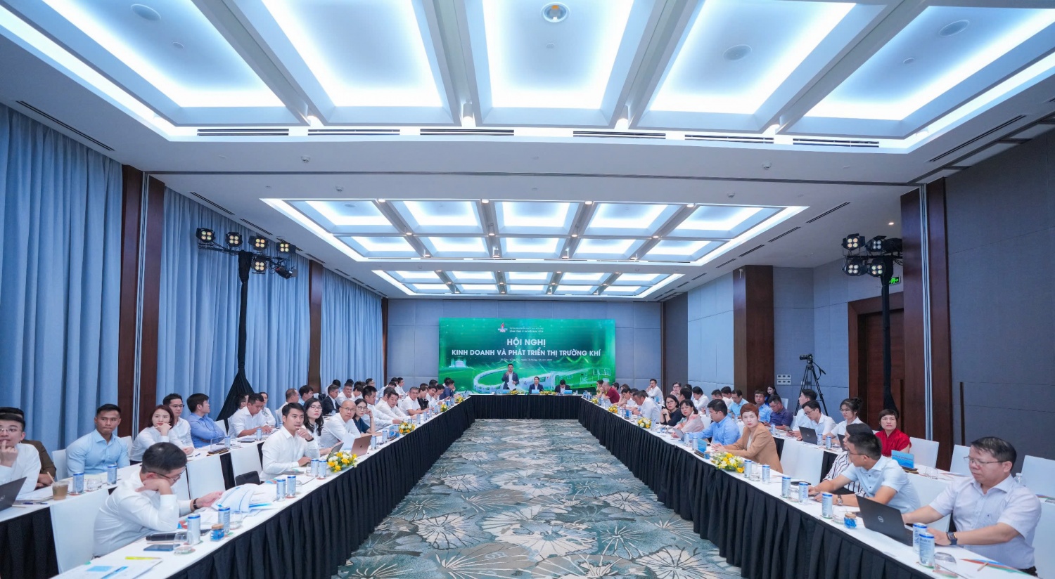 Hội nghị Kinh doanh và Phát triển thị trường Khí Hội nghị Kinh doanh và Phát triển thị trường Khí