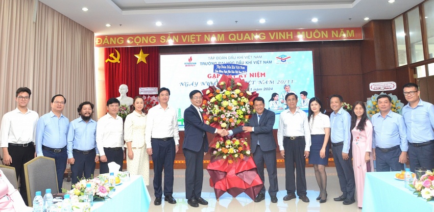 Trường Đại học Dầu khí Việt Nam kỷ niệm Ngày Nhà giáo Việt Nam Trường Đại học Dầu khí Việt Nam tổ chức gặp mặt kỷ niệm Ngày Nhà giáo Việt Nam