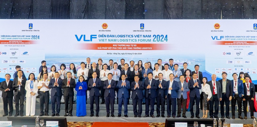 Thủ tướng Phạm Minh Chính: Bà Rịa-Vũng Tàu chủ động, đi đầu trong phát triển ngành logistics Thủ tướng Phạm Minh Chính: Bà Rịa - Vũng Tàu chủ động, đi đầu trong phát triển ngành Logistics