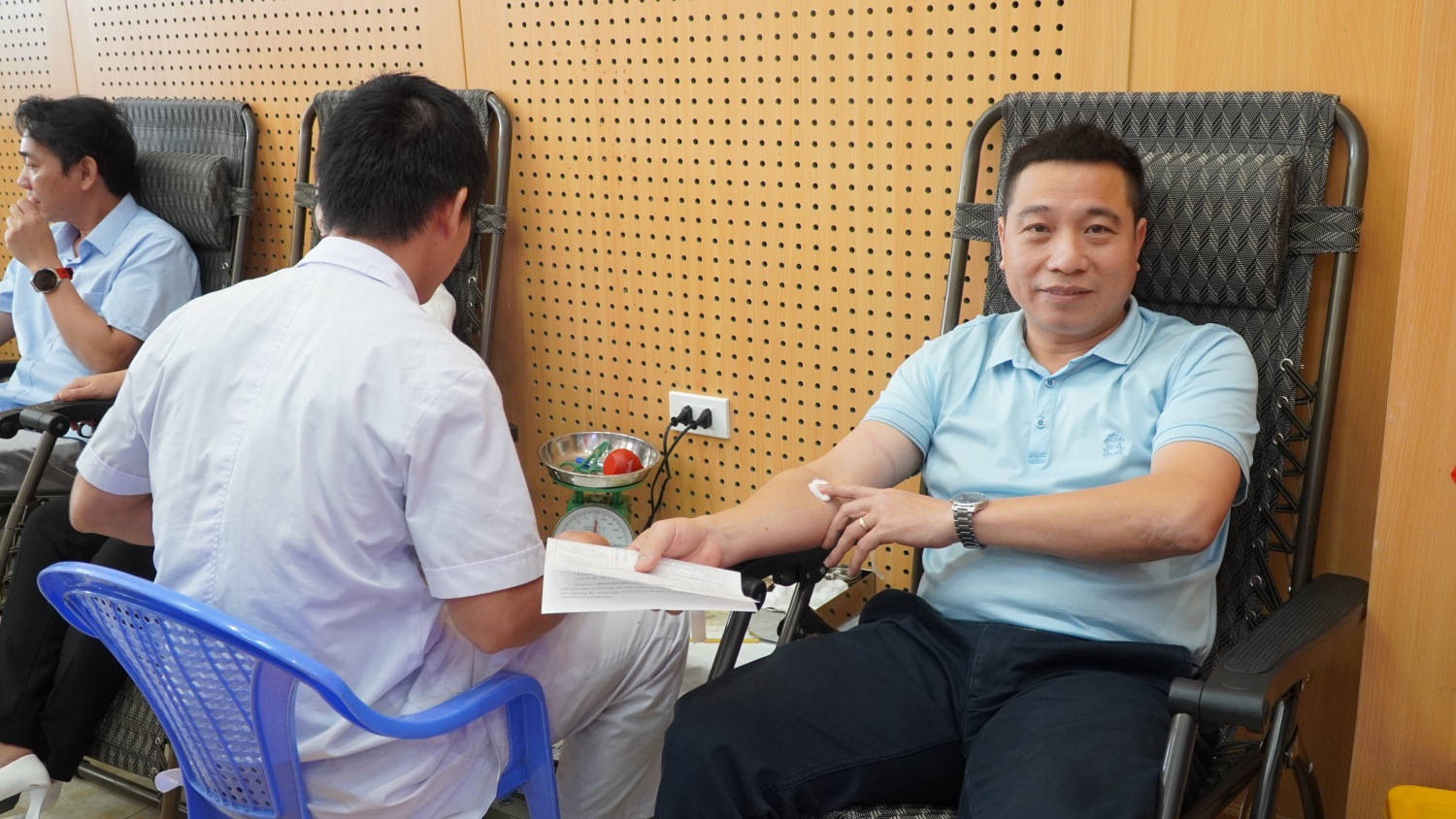 Ngày hội hiến máu nhân đạo “Trao giọt máu đào - Tiếp thêm sự sống” năm 2024 tại NMNĐ Thái Bình 2