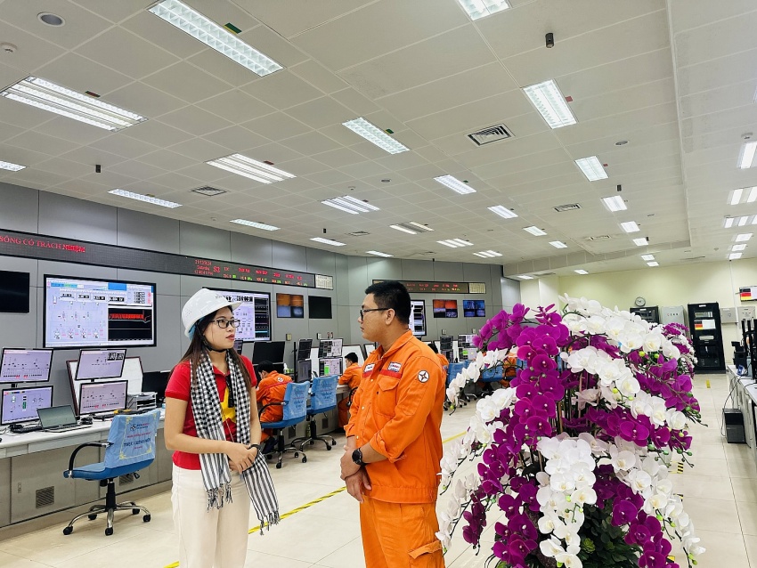 Liên doanh Vietsovpetro thăm và làm việc tại Công ty Nhiệt điện Duyên Hải Vietsovpetro thăm và làm việc tại Công ty Nhiệt điện Duyên Hải