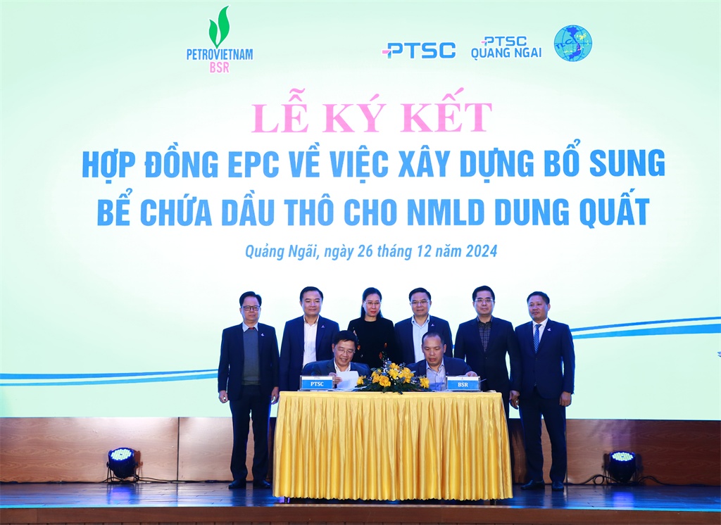 Tại Hội nghị, Công ty BSR và Tổng Công ty Dịch vụ kỹ thuật dầu khí Việt Nam (PTSC) ký hợp đồng xây dựng bổ sung bể chứa dầu thô cho NMLD Dung Quất. Tại Hội nghị, Công ty BSR và Tổng Công ty Dịch vụ kỹ thuật dầu khí Việt Nam (PTSC) ký hợp đồng xây dựng bổ sung bể chứa dầu thô cho NMLD Dung Quất.