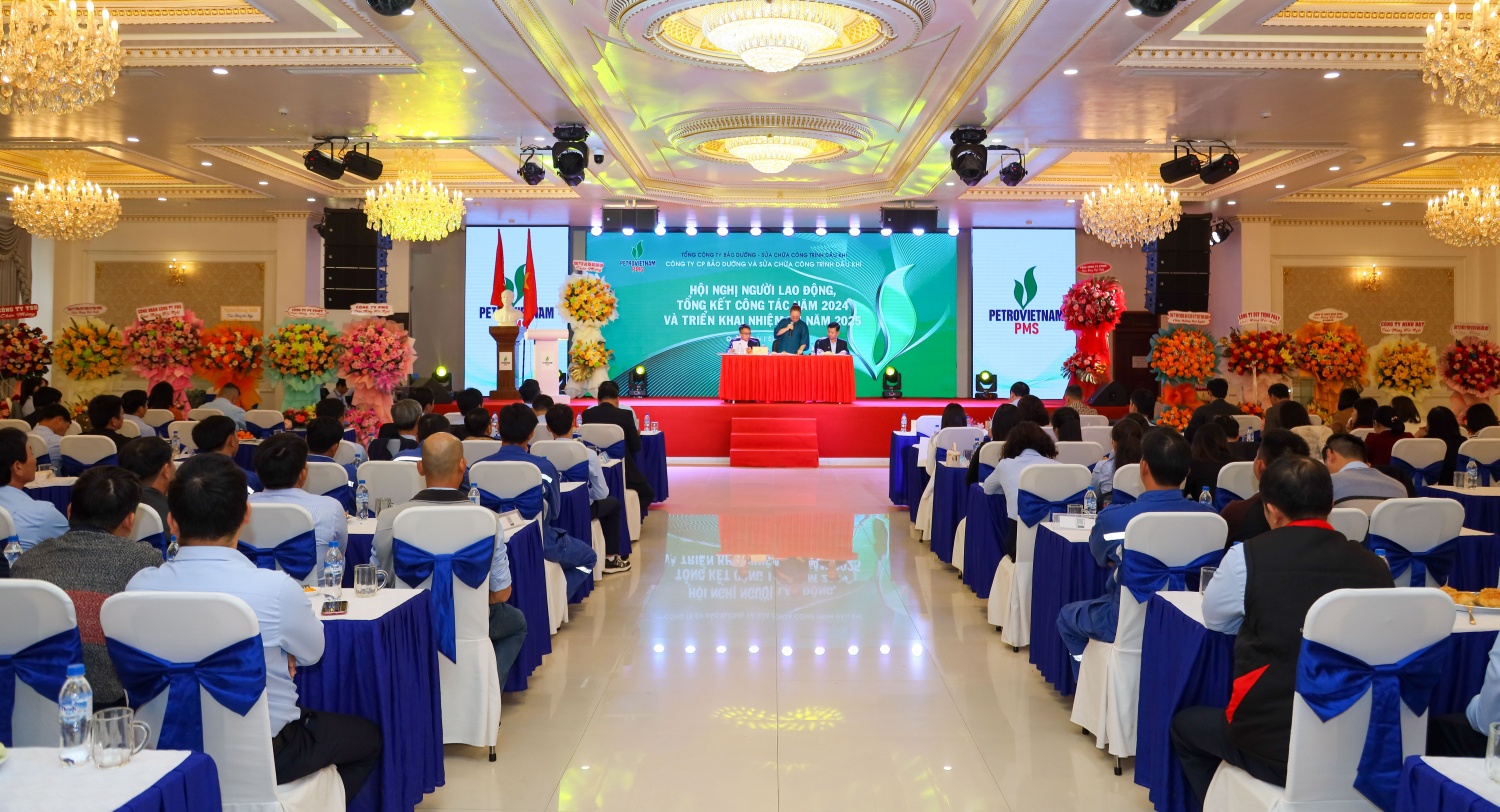 Toàn cảnh Hội nghị. Toàn cảnh Hội nghị.