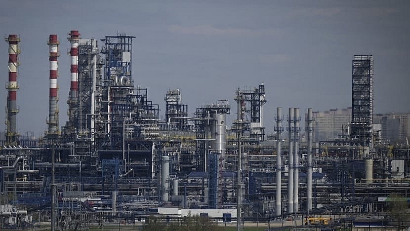 Mỹ 'dội bom' trừng phạt vào Nga, Gazprom Neft tuyên bố đã chuẩn bị sẵn, Ingossstrakh vẫn bình thương