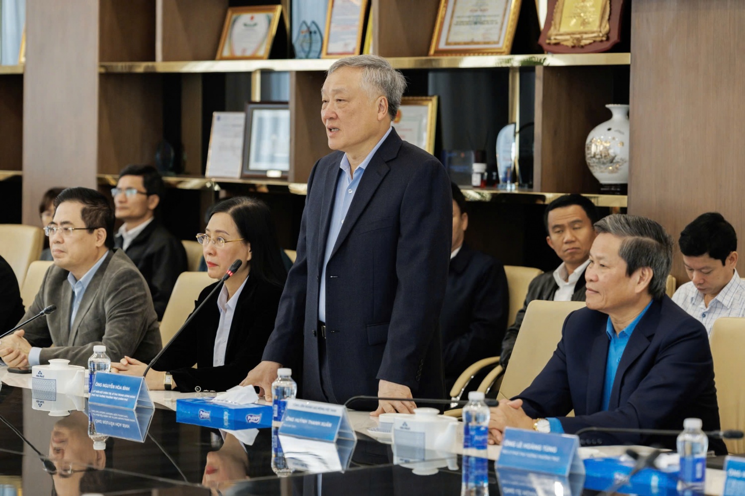 Ngày 21/9, Tập đoàn Dầu khí Quốc gia Việt Nam (Petrovietnam) đã phối hợp cùng với chính quyền địa phương tổ chức khởi công tái thiết khu dân cư thôn Kho Vàng (xã Cốc Lầu, huyện Bắc Hà, tỉnh Lào Cai). Dự kiến khu tái định cư thôn Kho Vàng rộng 2,5ha và đáp ứng chỗ ở cho khoảng 40 hộ dân.