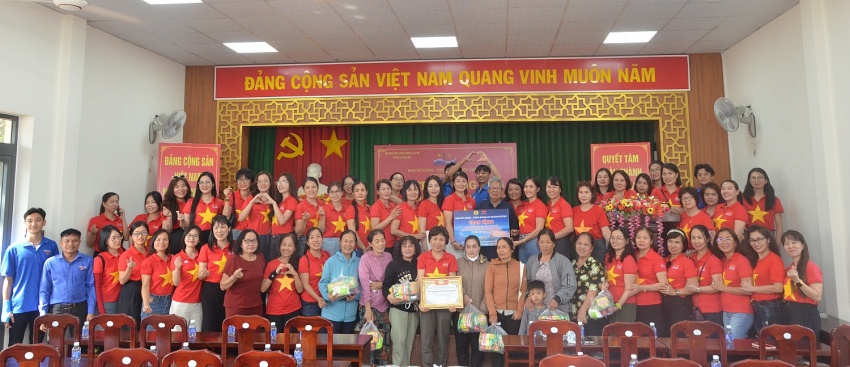 Chuỗi hoạt động ý nghĩa của Ban Nữ Công Vietsovpetro Chào đón Xuân Ất Tỵ 2025 Chuỗi hoạt động ý nghĩa của Ban Nữ Công Vietsovpetro Chào đón Xuân Ất Tỵ 2025
