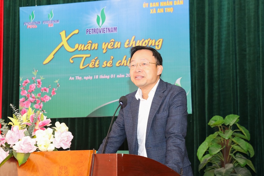Ông Phan Công Thành đại diện đơn vị PVFCCo bày tỏ cảm xúc, chia sẻ tại chương trình Ông Phan Công Thành đại diện đơn vị PVFCCo bày tỏ cảm xúc, chia sẻ tại chương trình