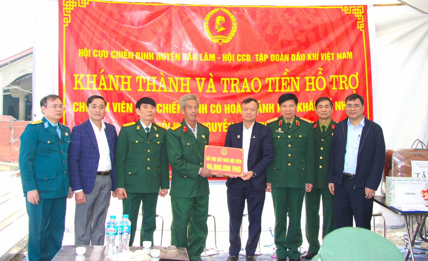 Hội CCB Petrovietnam thăm, tặng quà CCB có hoàn cảnh khó khăn tại huyện Văn Lâm, tỉnh Hưng Yên Hội CCB Petrovietnam thăm, tặng quà CCB có hoàn cảnh khó khăn tại huyện Văn Lâm, tỉnh Hưng Yên