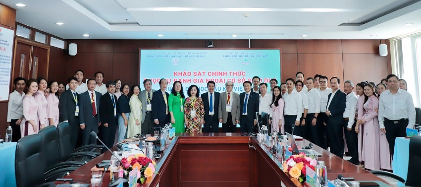 Khai mạc khảo sát chính thức Kiểm định chất lượng cơ sở giáo dục Trường Đại học Dầu khí Việt Nam, chu kỳ 2 Bắt đầu khảo sát chính thức phục vụ đánh giá ngoài Trường Đại học Dầu khí Việt Nam, chu kỳ 2