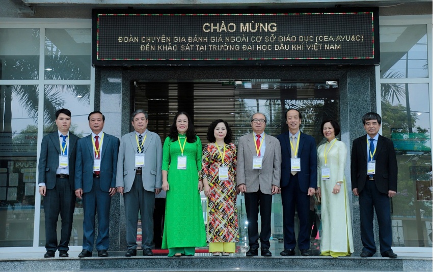 Khai mạc khảo sát chính thức phục vụ đánh giá ngoài Trường Đại học Dầu khí Việt Nam, chu kỳ 2 Khai mạc khảo sát chính thức phục vụ đánh giá ngoài Trường Đại học Dầu khí Việt Nam, chu kỳ 2