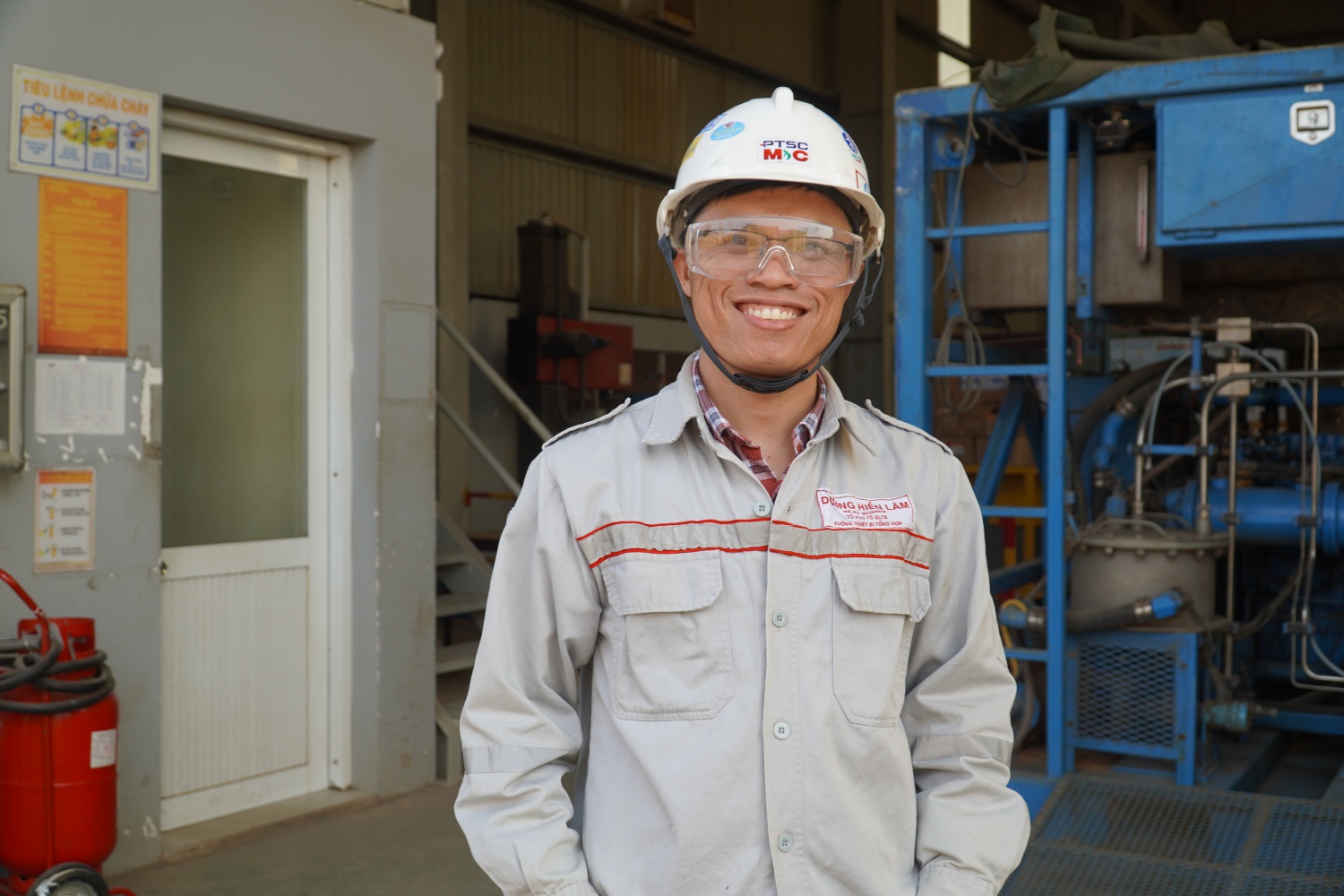 Anh Dương Hiển Lâm - Tổ phó Tổ Quản lý Thiết bị - Xưởng Thiết bị Tổng hợp - Công ty Dịch vụ Cơ khí Hàng hải PTSC M&C 