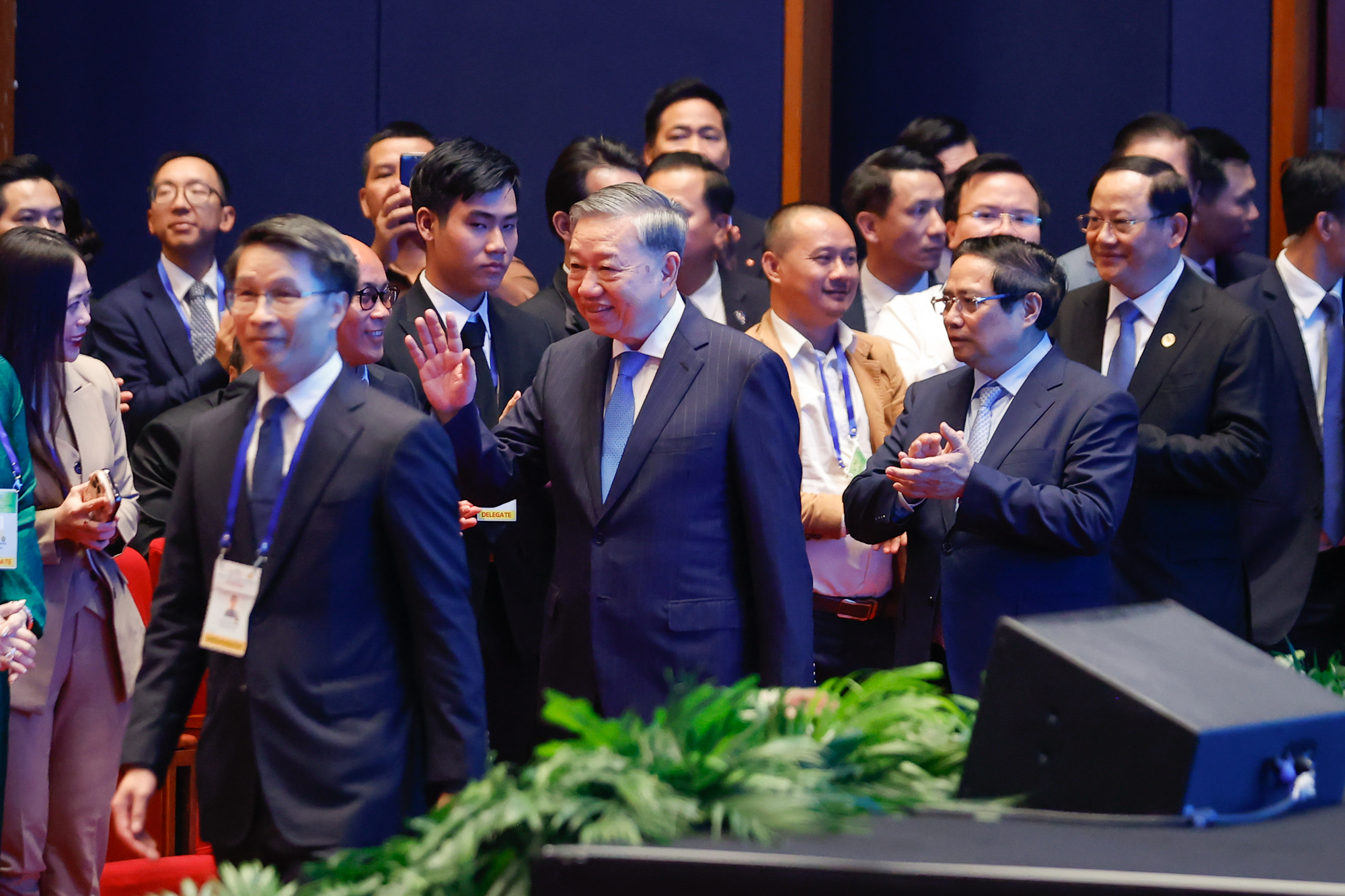 Thủ tướng: Chúng ta đang nắm trong tay trách nhiệm và sứ mệnh vẻ vang trước mối đe dọa lớn nhất với hành tinh- Ảnh 1.