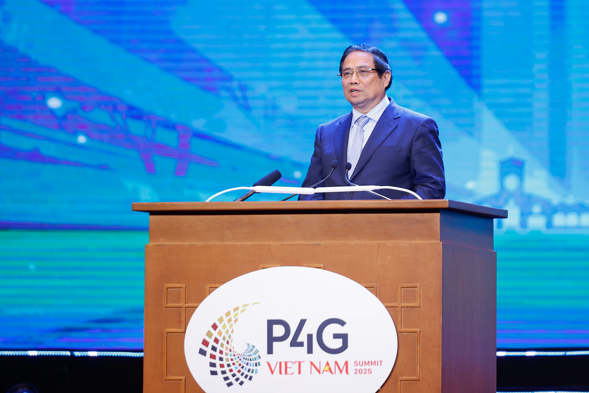 Thủ tướng: Chúng ta đang nắm trong tay trách nhiệm và sứ mệnh vẻ vang trước mối đe dọa lớn nhất với hành tinh- Ảnh 3.