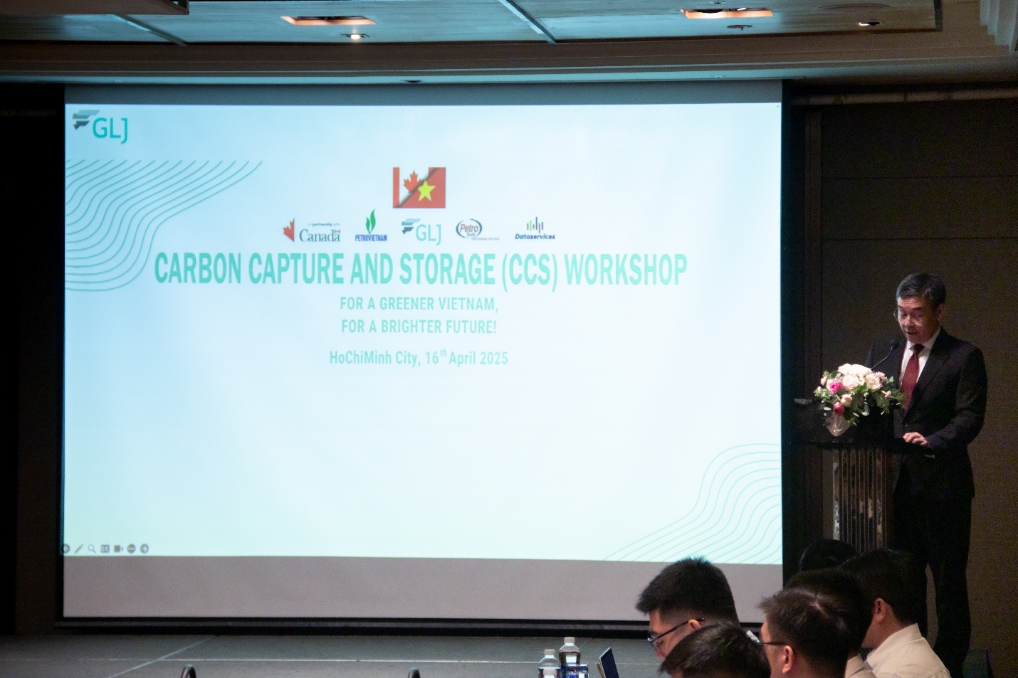 Petrovietnam cùng đối tác Canada thúc đẩy nghiên cứu pháp lý và thị trường CCS tại Việt Nam