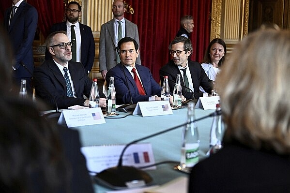 Ngoại trưởng Mỹ Marco Rubio tham dự một cuộc họp về Ukraine tại Paris. 