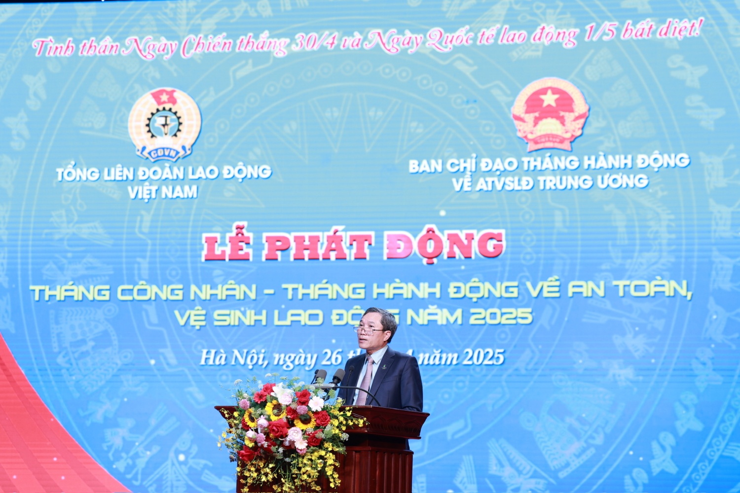 Người lao động là 