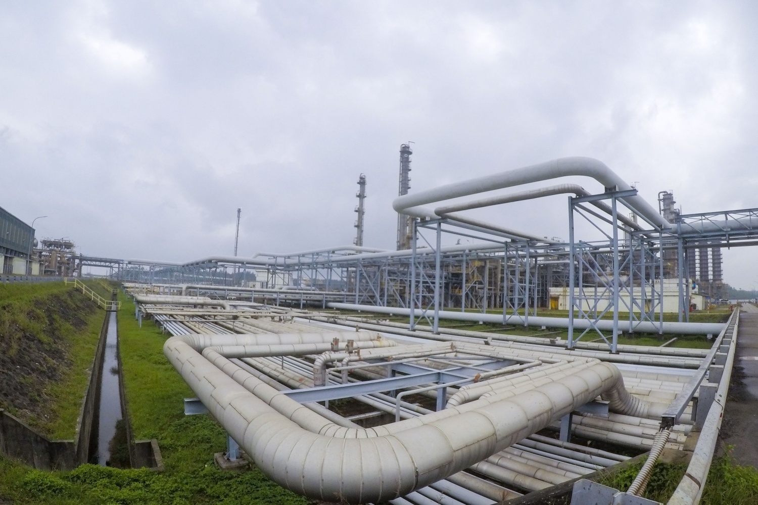 BSR trong hành trình thúc đẩy “giao thông xanh” và giảm phát thải bằng 0 vào năm 2050 của Việt Nam BSR trong hành trình thúc đẩy “giao thông xanh” và giảm phát thải bằng 0 vào năm 2050 của Việt Nam