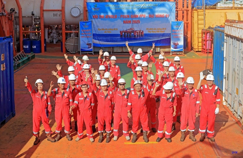 Hội thi ATVSLĐ – PCCN tại giàn FPU-Đại Hùng 01, năm 2025 Hội thi An toàn vệ sinh lao động - Phòng chống cháy nổ năm 2025 tại giàn FPU-Đại Hùng 01
